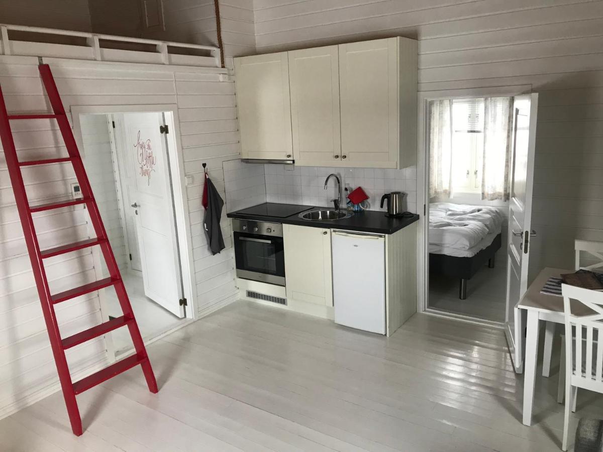 Waterfront Twin Cabin Стамсунн Экстерьер фото